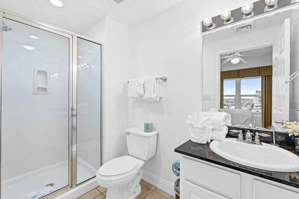 Calypso Beach Resort by Panhandle Getaways