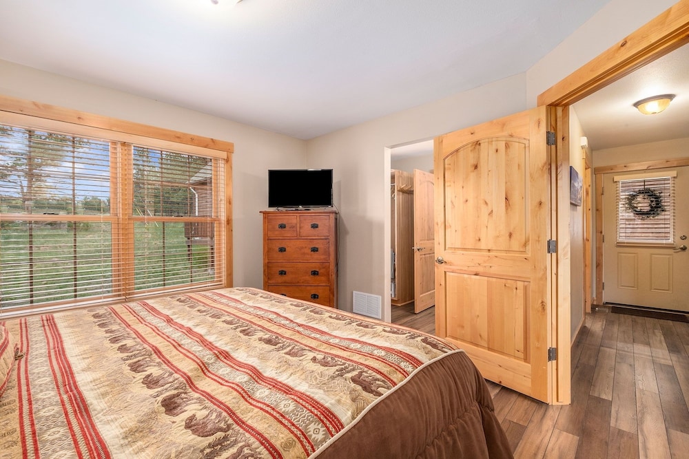 Solitude Condos - Estes Park CO