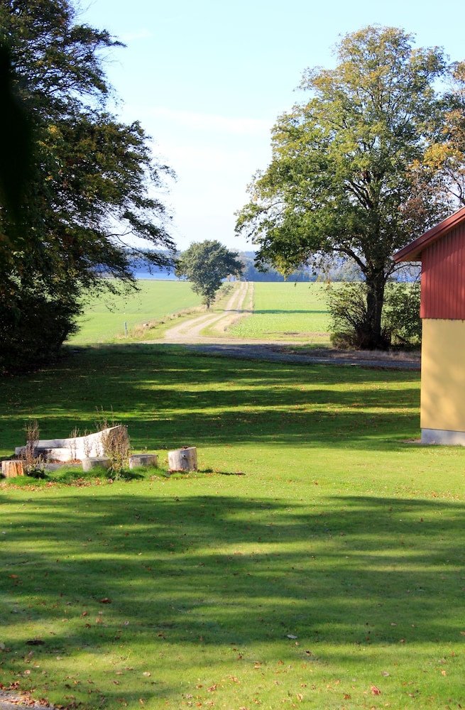 Ny Kirstineberg Gods Bed & Breakfast