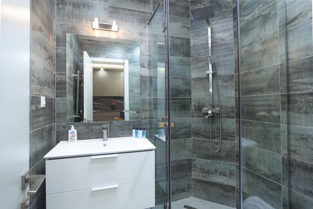 Stay Inn on Buzand Str. 97