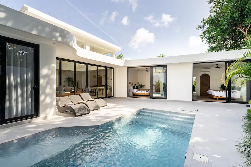 Villa Barsa by Alfred in Bali - Brand New Luxury 3BR Villa Near Bingin Beach