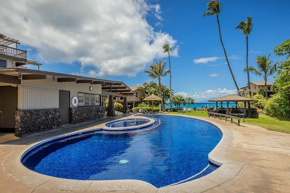 Kahana Sunset E5e 1 Bedroom Condo