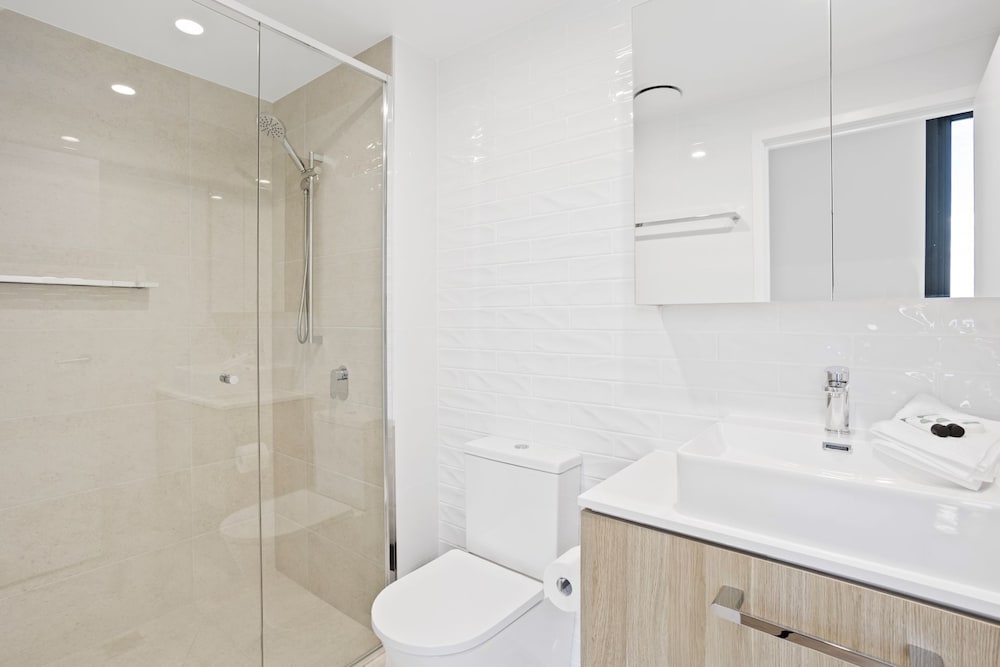 Waterfront Escape at Essentia