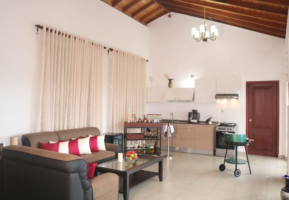 Holistic Villas Hills view 3
