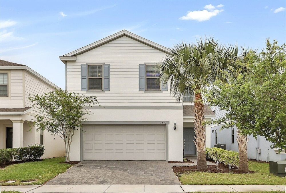 Windsor Swanky - Image 1