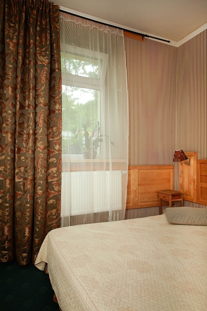 Sleep In BnB