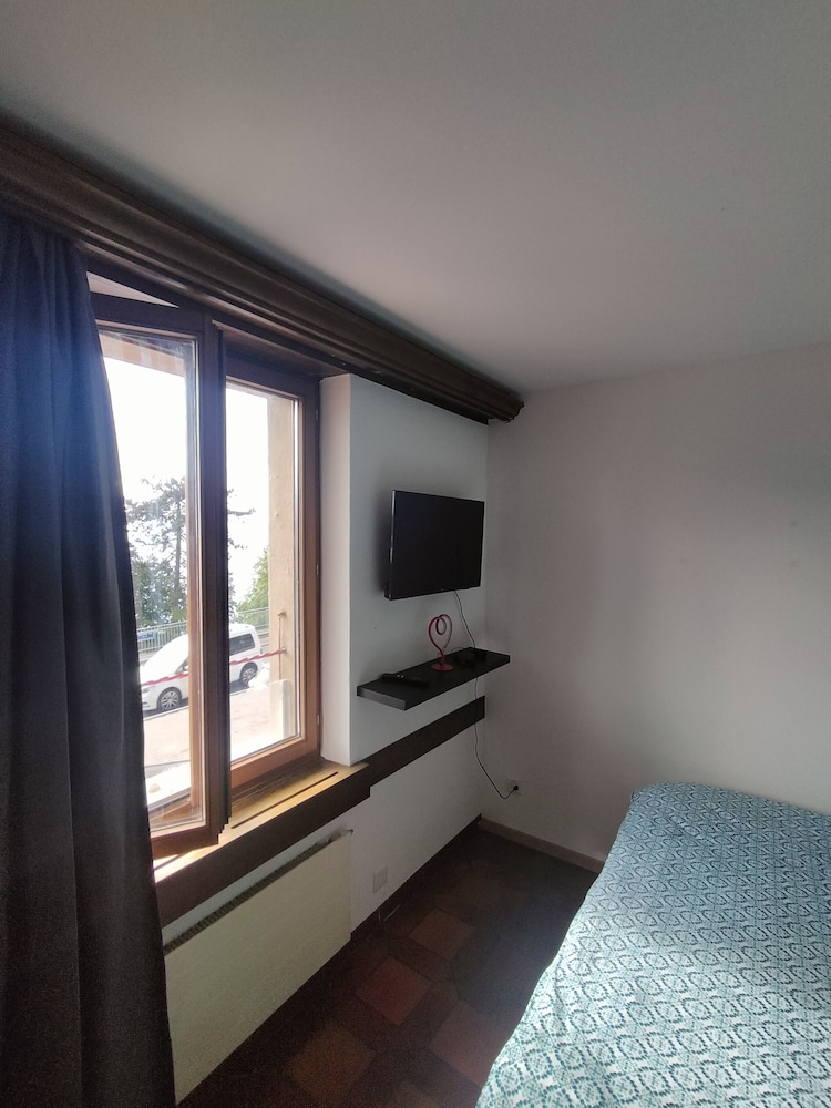 Castel View