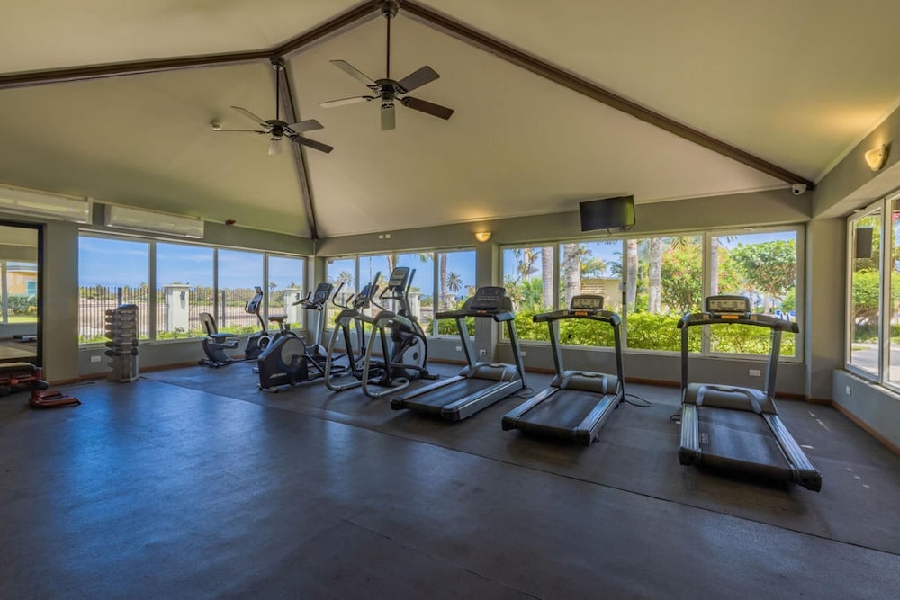 2BR 3BA Condo on Eagle Beach w Amazing Amenities
