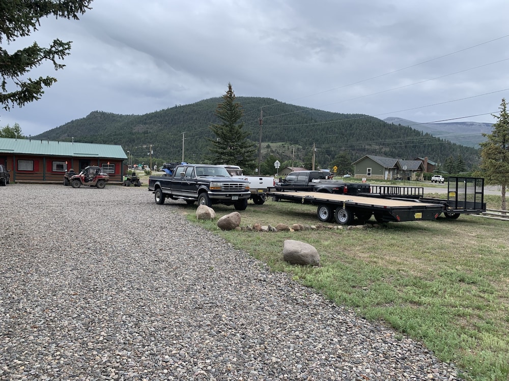 South Fork Lodge & RV Park