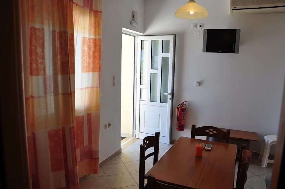 Studios Apts Lagos