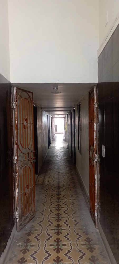 ASHOK NANDINI GUEST HOUSE