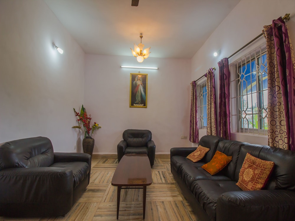 OYO 16923 Home Graceful Studio Miramar
