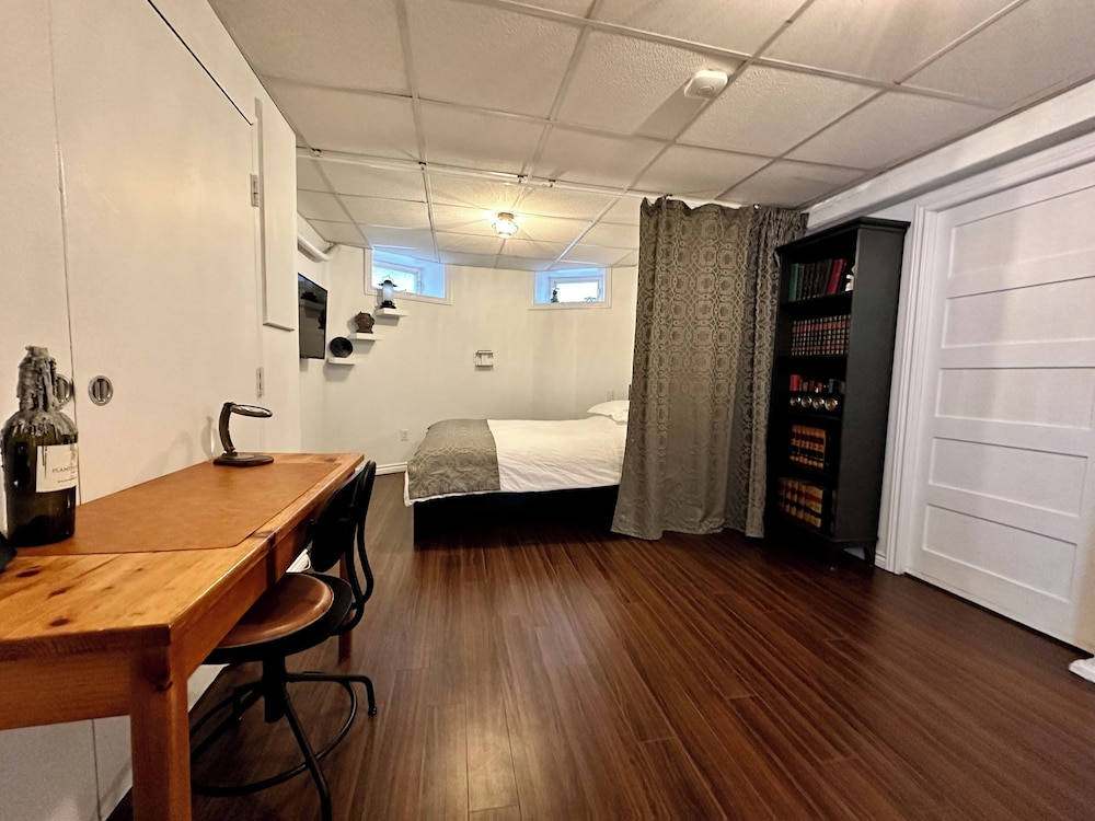 Hiltz House Suite Near Halifax Ferry