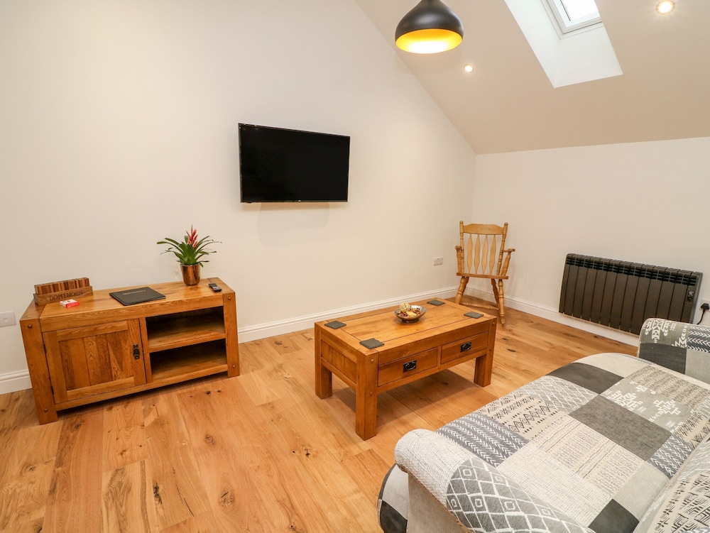Macaw Cottages No 4A