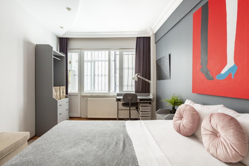 Missafir Exclusive and Central Flat in Nisantasi