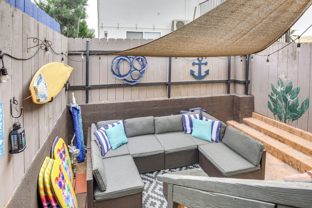 Walk to Beach: San Diego Hideaway w/ Patio
