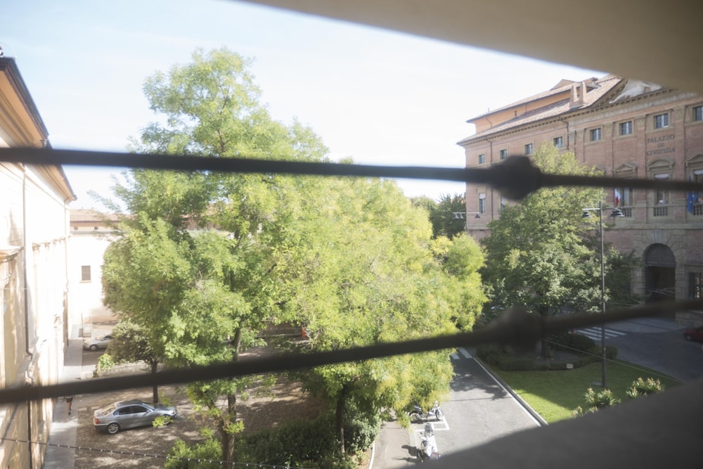 Piazza dei Tribunali view 5