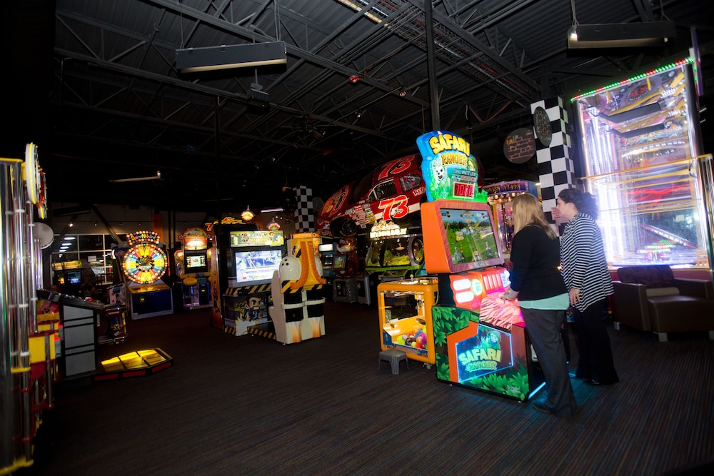 Burlington Vacations - Fun City Resort Hotel - Property Image 3