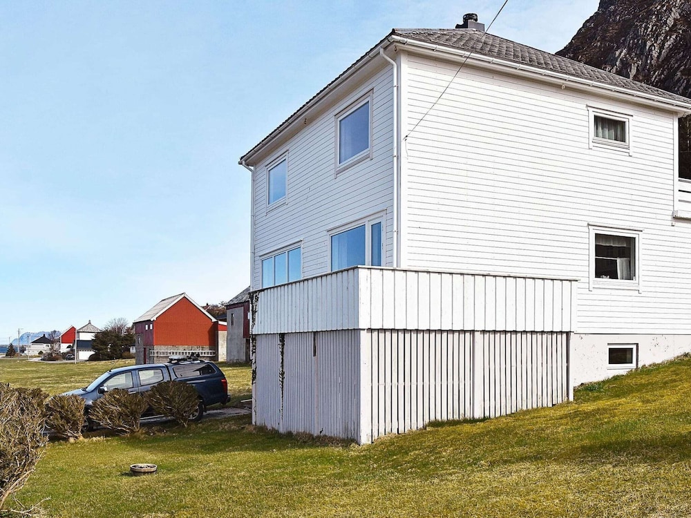 8 Person Holiday Home in Leinoy-by Traum view 2