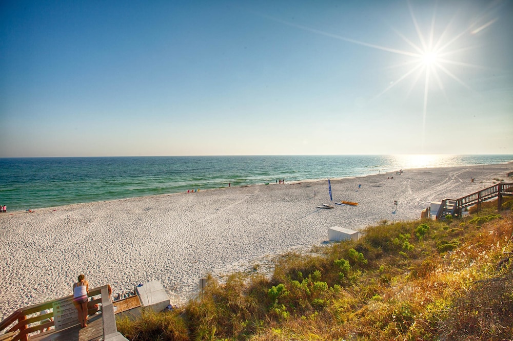 Village of South Walton by Panhandle Getaways