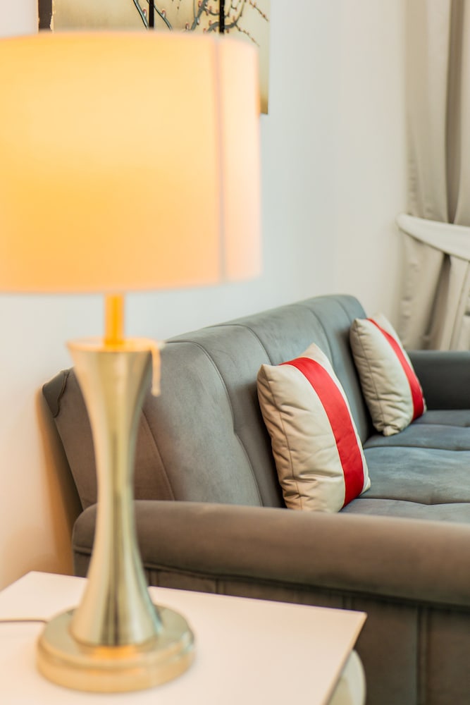 Venduras Elegant 1BR Dubai Marina