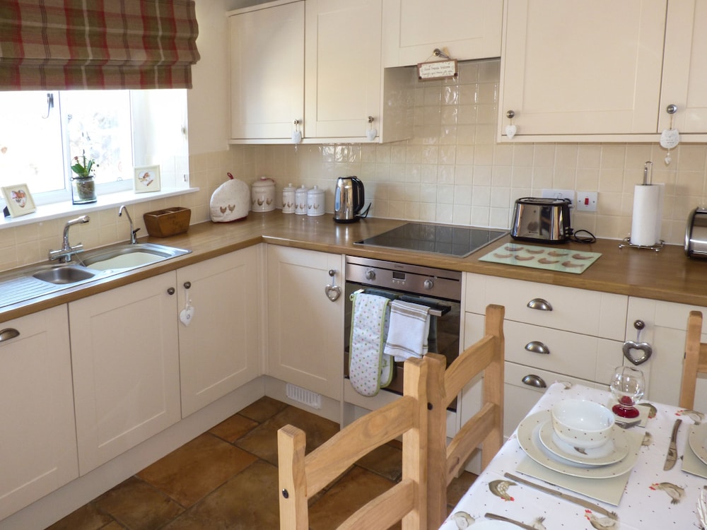 Lockton Cottage view 5
