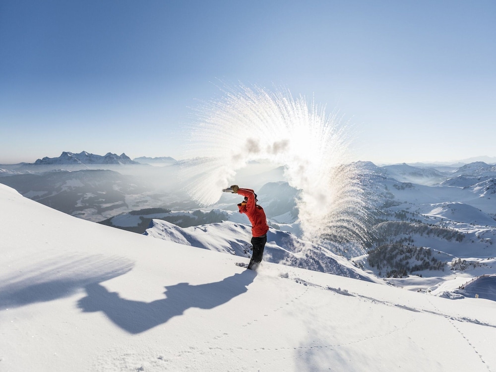 Luxury Penthouse, ski Lift Within Walking Distance
