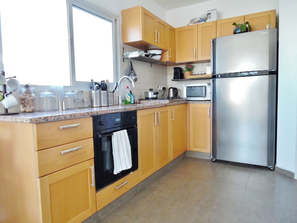 Super Central Stunning Roof 2BR Apt
