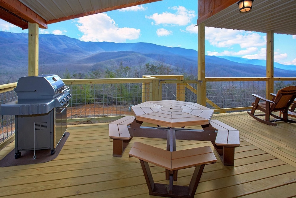 Grand View Apartment 4