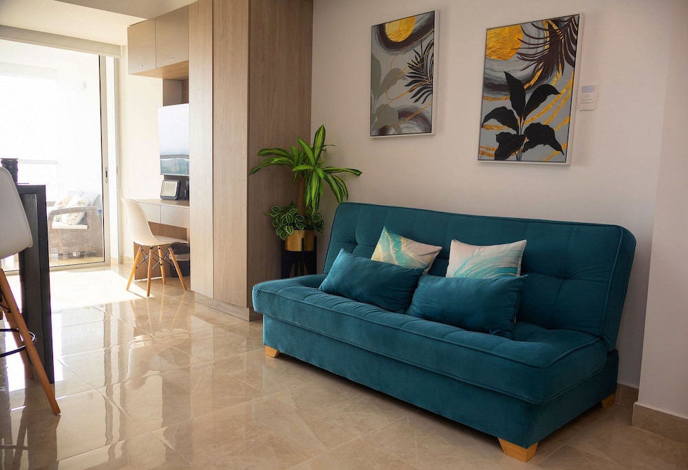 Condominio exclusivo nuevo frente al mar