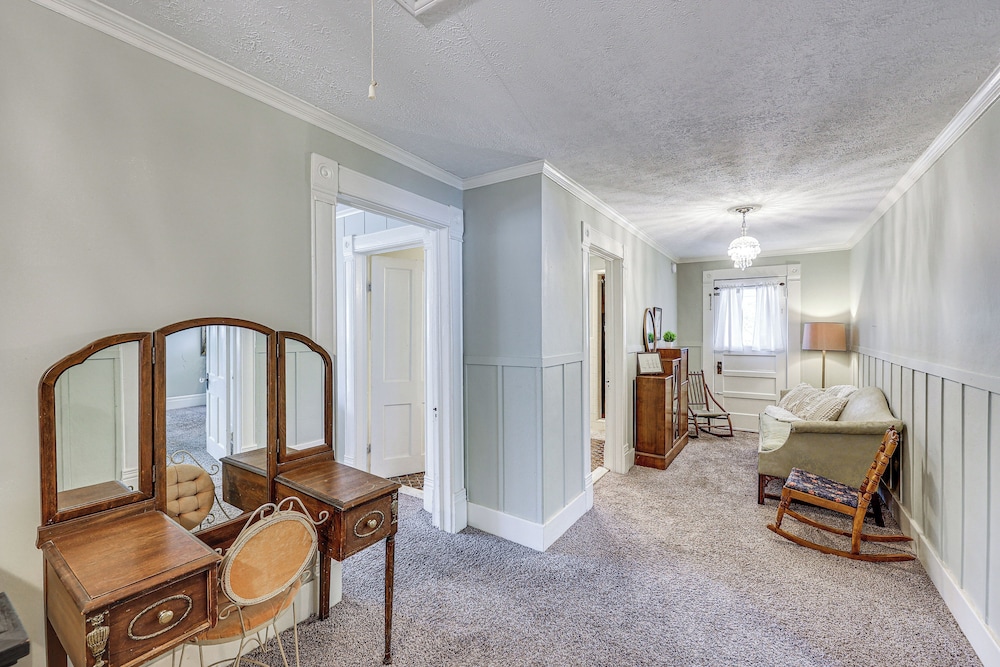 Walk to Dtwn Texarkana: Central Historic Home, photo 32