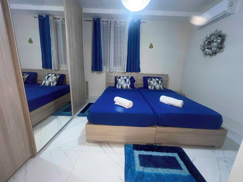 4. Sew View Luxury 2 Bedroom Apartment view 4