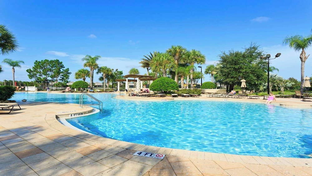 Luxury Themed Villa With Pool Near Disney & Attractions
