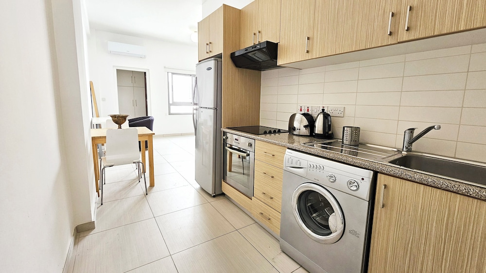 Phaedrus Living Ledras Residences 104