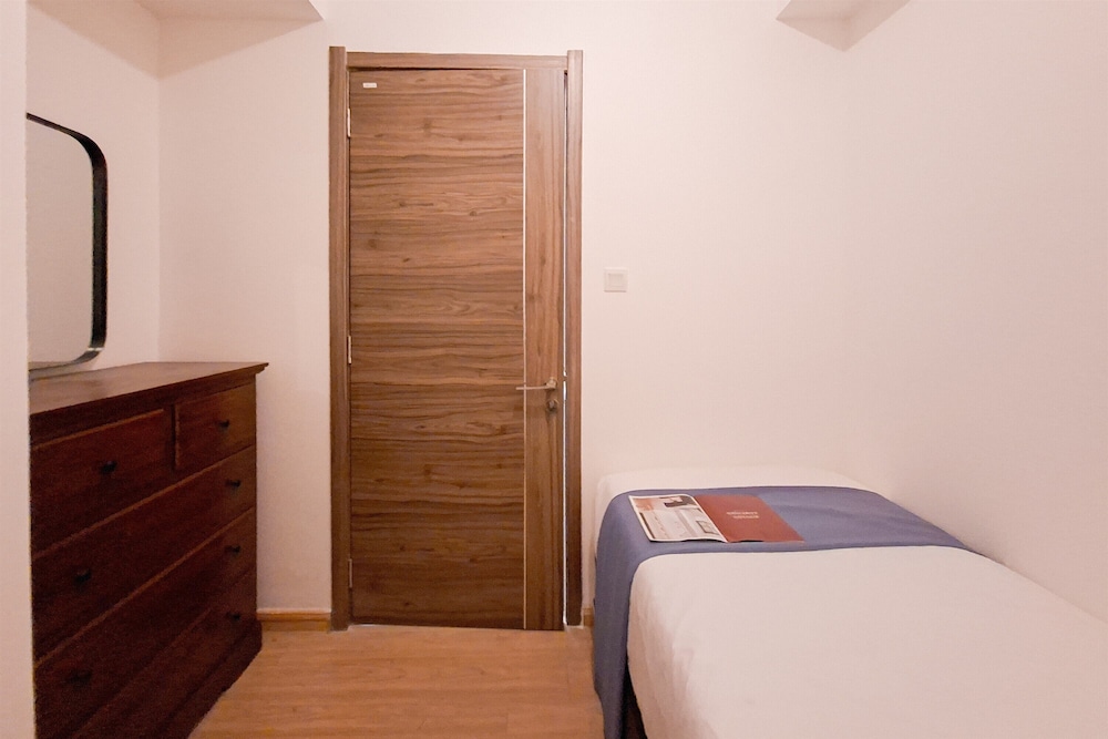 Scandinavian Urban 2Br At Sky House Bsd Apartment
