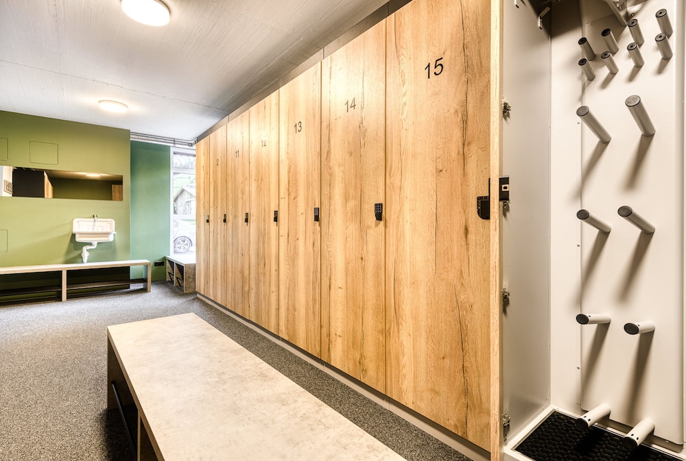 Brandnerhus Nr 12 - Balkon 3-zimmer Ferienwohnung