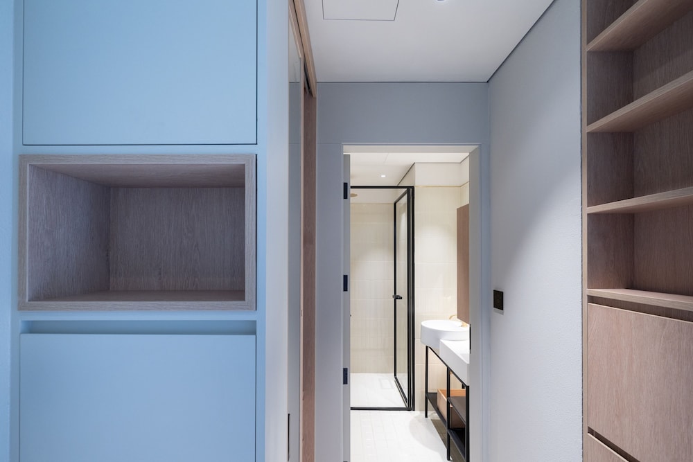 Modern Studio at Upside Living With Burj Views - Business Travelers