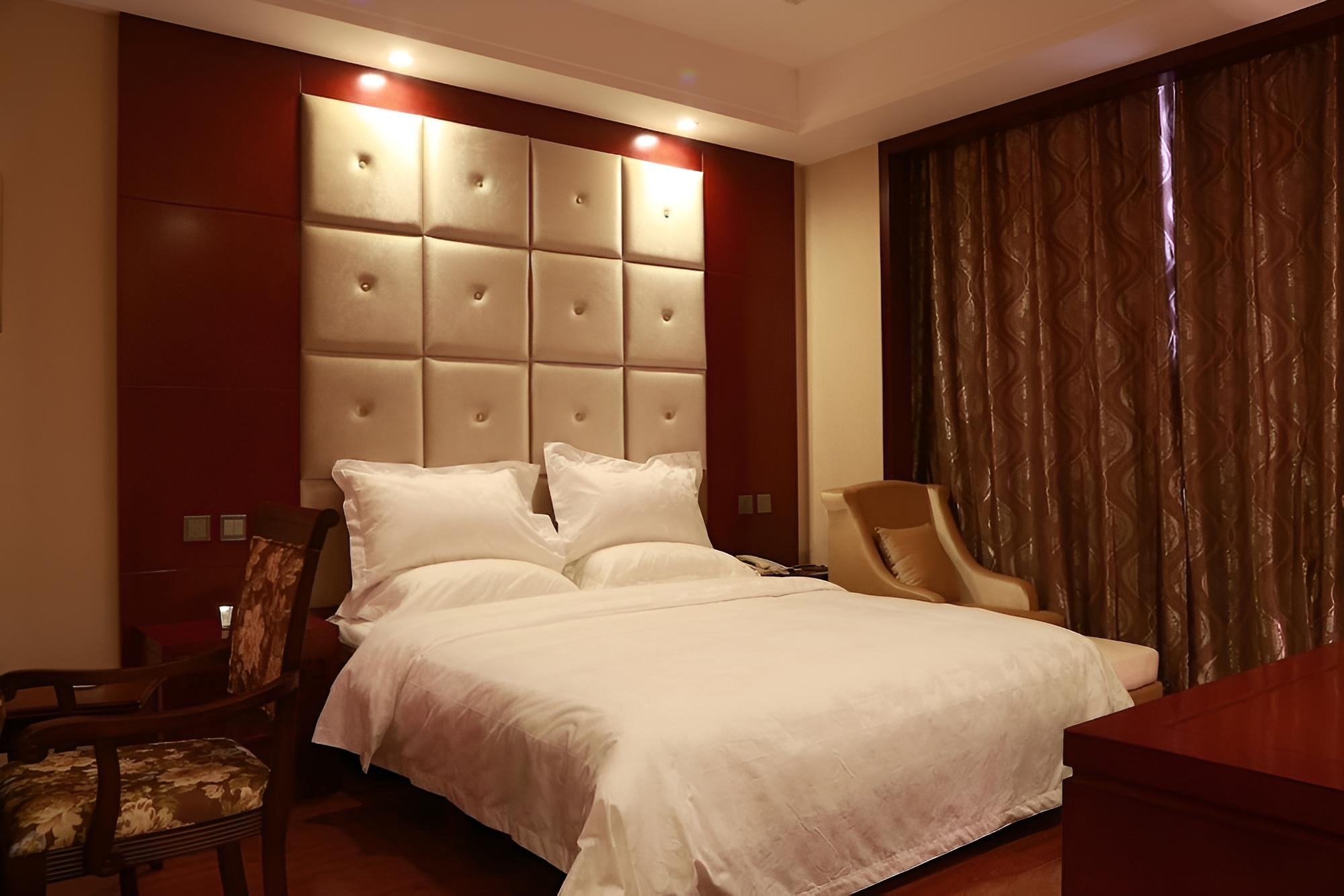 Tianjin Huihao Business Hotel