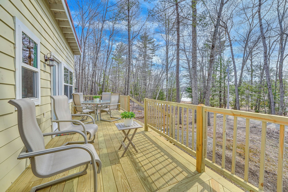 Private Dock & Deck: Tranquil Dam Pond Cottage!
