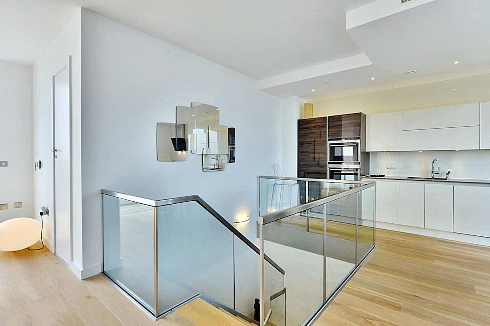 Bird s eye View - Luxury 2bdr Penthouse In Central London