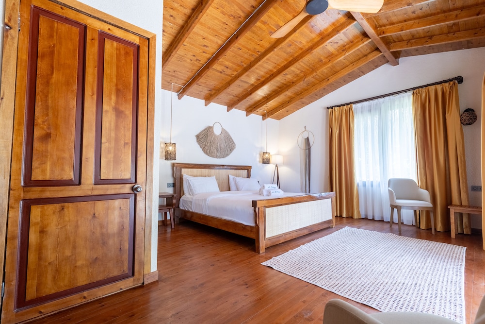 La Boheme Kabak - Image 128