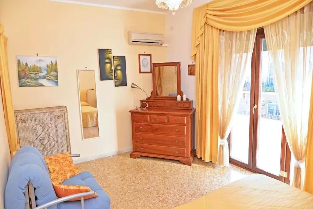 Friendly House Rome