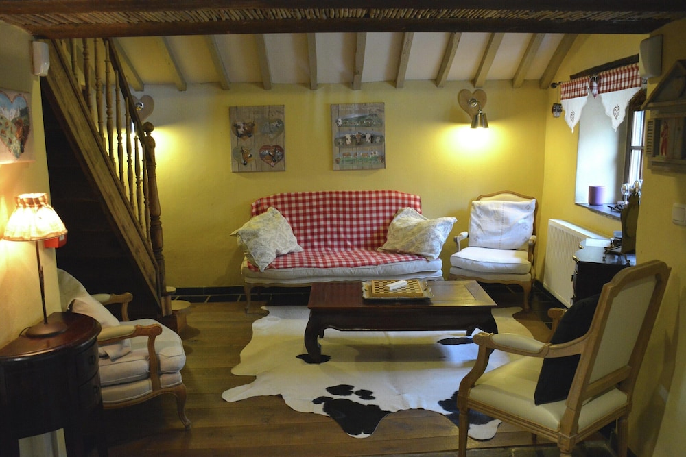 Farmhouse in Belgium Near Lake Coo & Jacuzzi