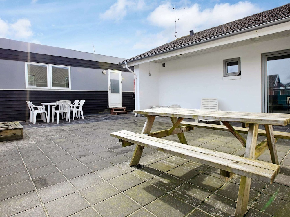 10 Person Holiday Home in Blavand view 4