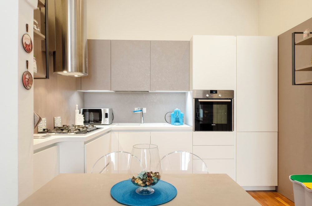 Bright 2BR flat in Rapallo Centre