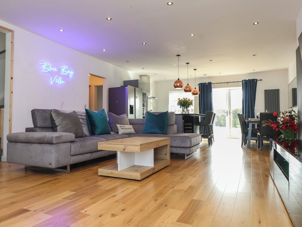 Blue Bay Villa