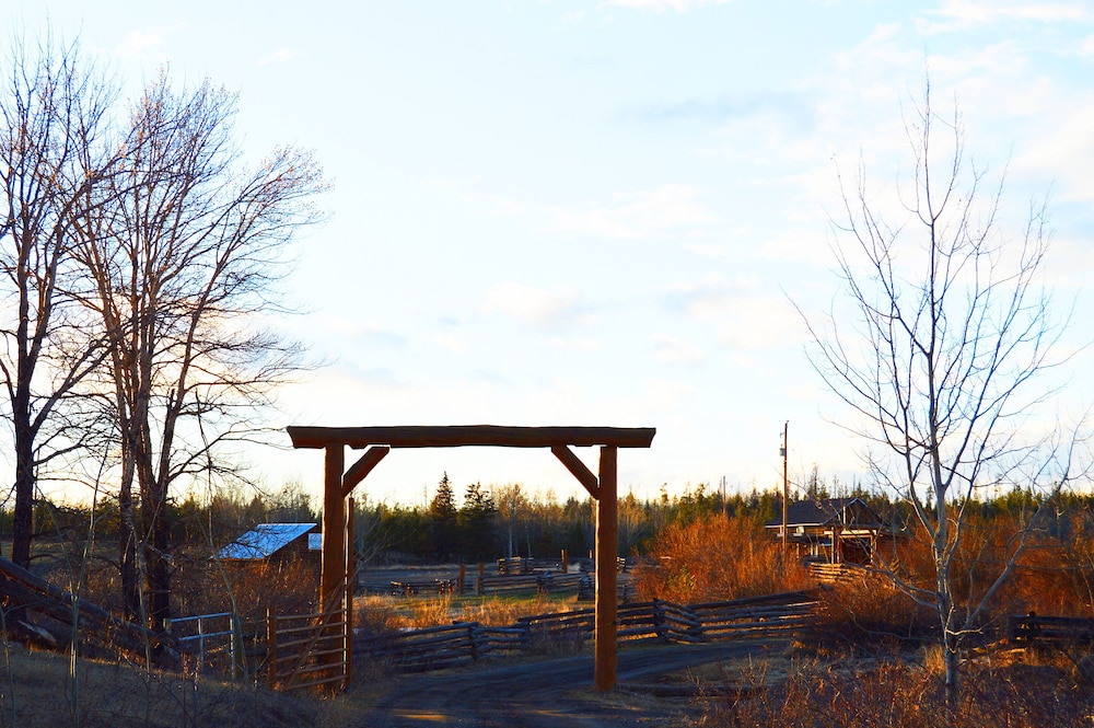 Meadow Lake Guest Ranch