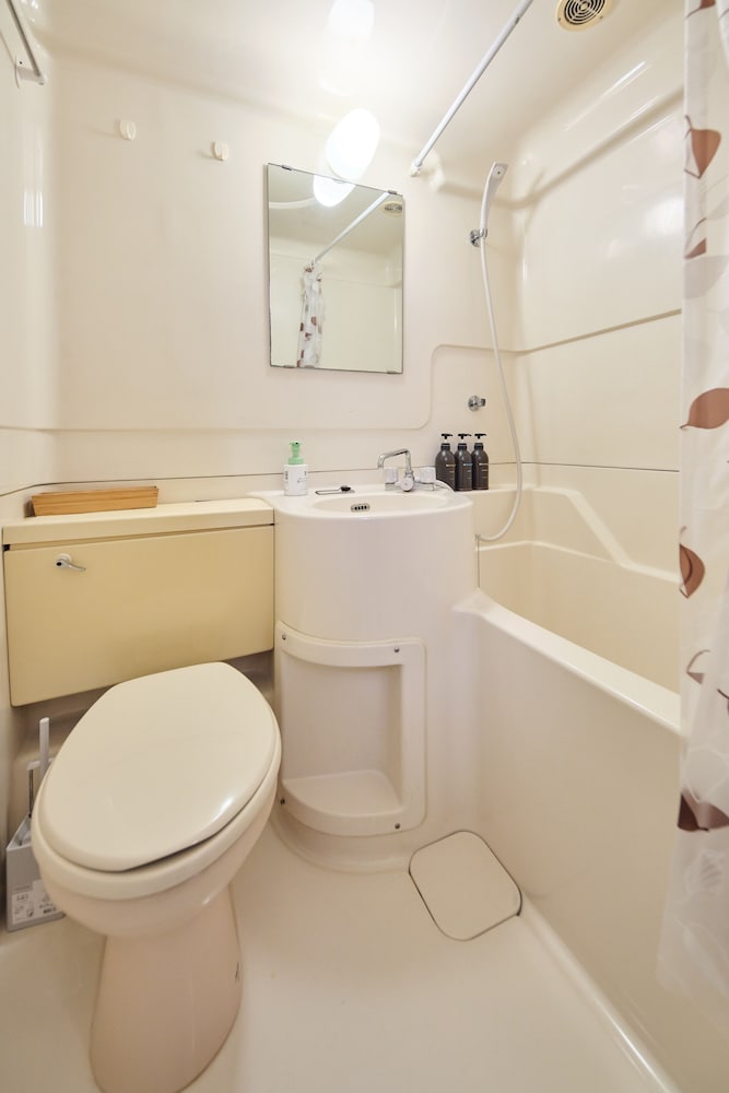 TORA Hotel Ueno 193D