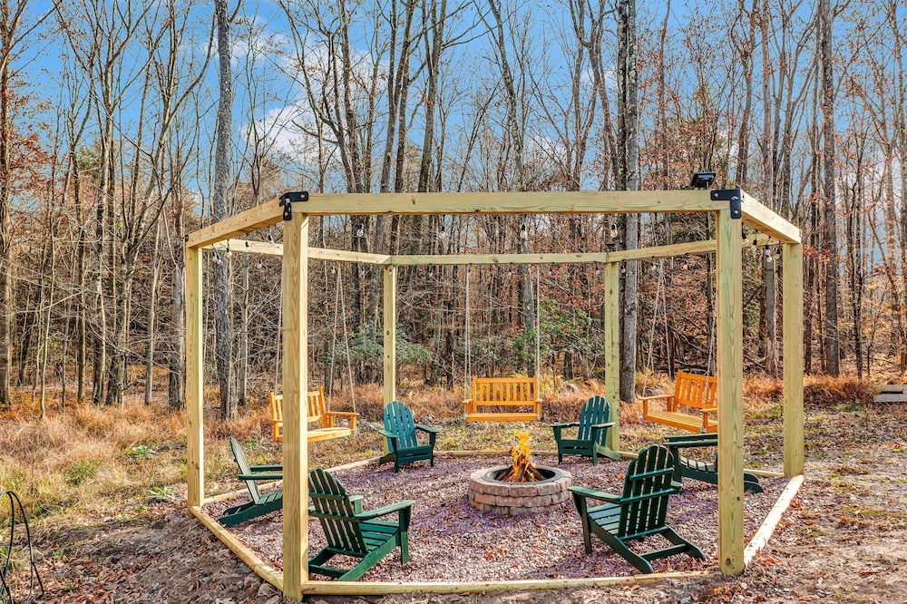 Grand Timber by Avantstay Indoor Pool Sauna Sports Court Game Room More