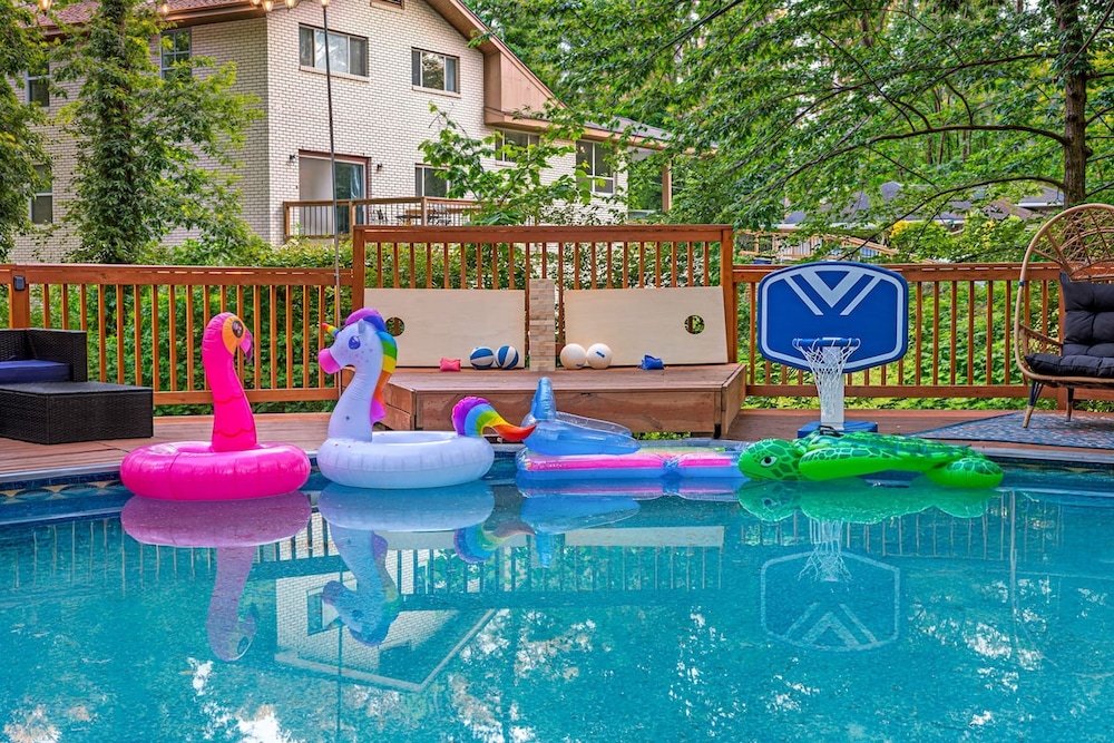 ATL Cascade Oasis - Pool Spa Arcade Pool Tbl